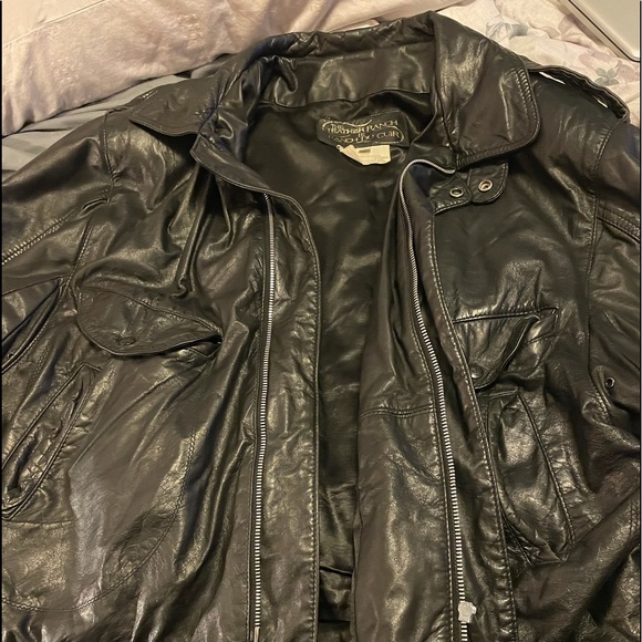 Men’s Lg black leather jacket - Picture 2 of 6